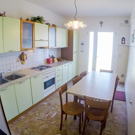 Condominio Sole - Agenzia Cocal Каорле Экстерьер фото