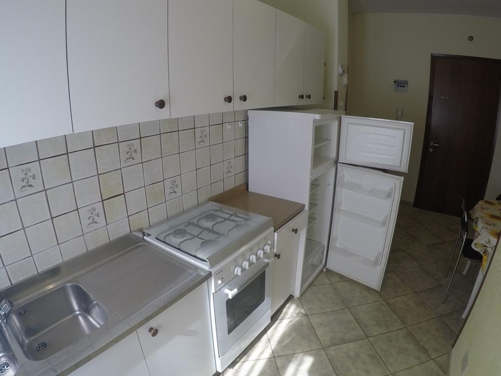 Condominio Sole - Agenzia Cocal Каорле Экстерьер фото
